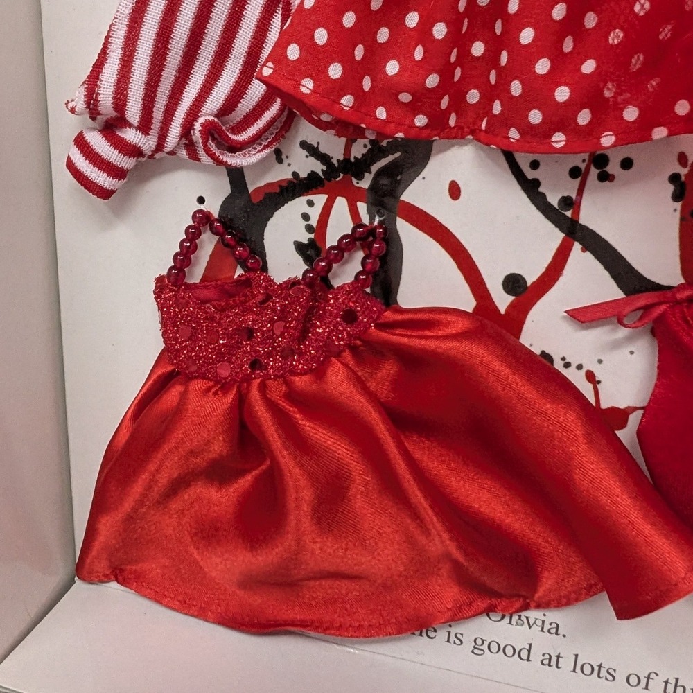 Madame Alexander Olivia the Pig Trunk Set FAO Schwarz 2001 Ian Falconer Doll - Picture 11 of 16